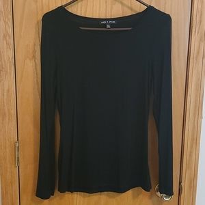 Black long sleeve tee